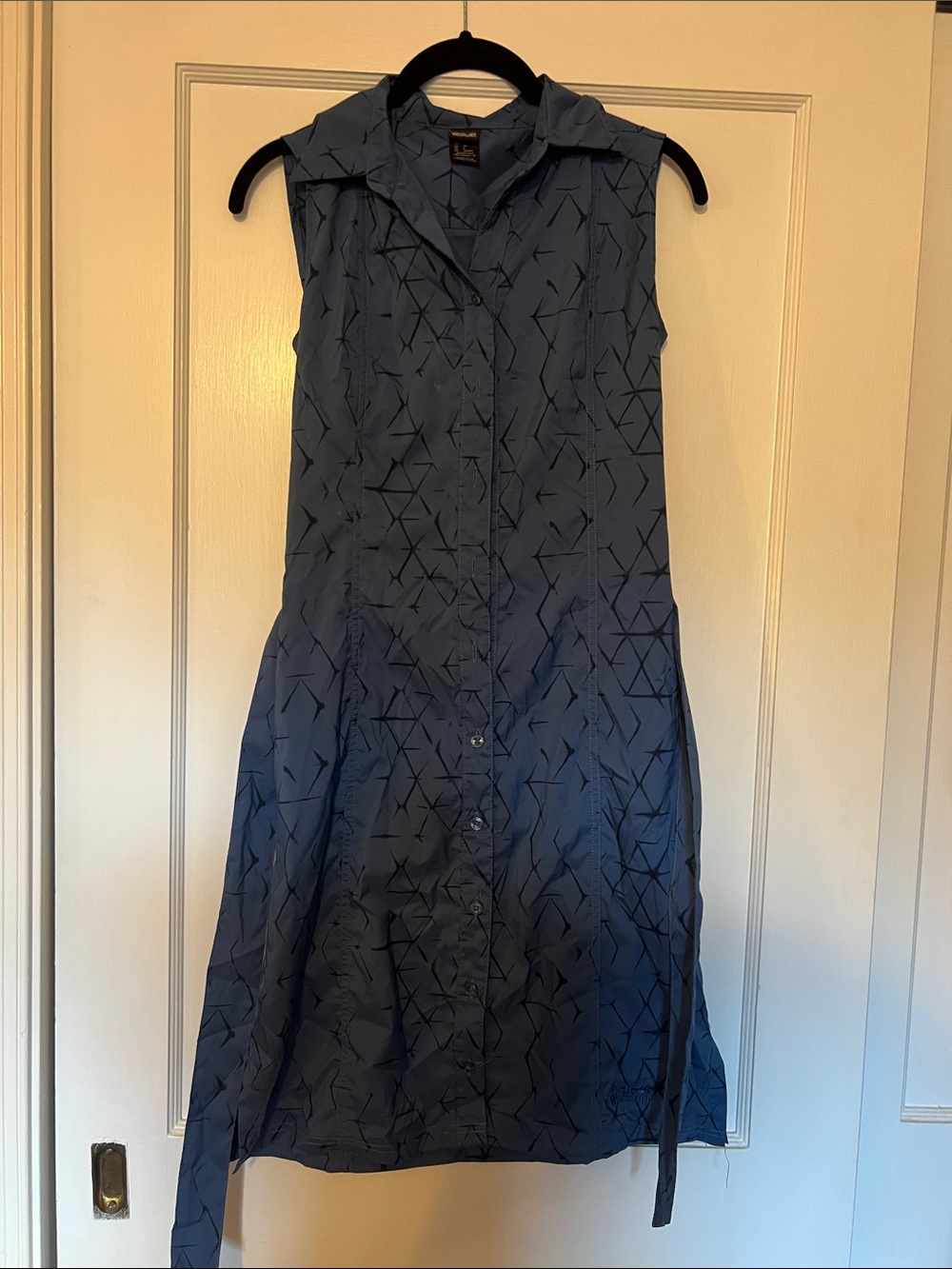 Jack Wolfskin Navy Sleeveless Button-Front Midi Dress with Geometric Print XS